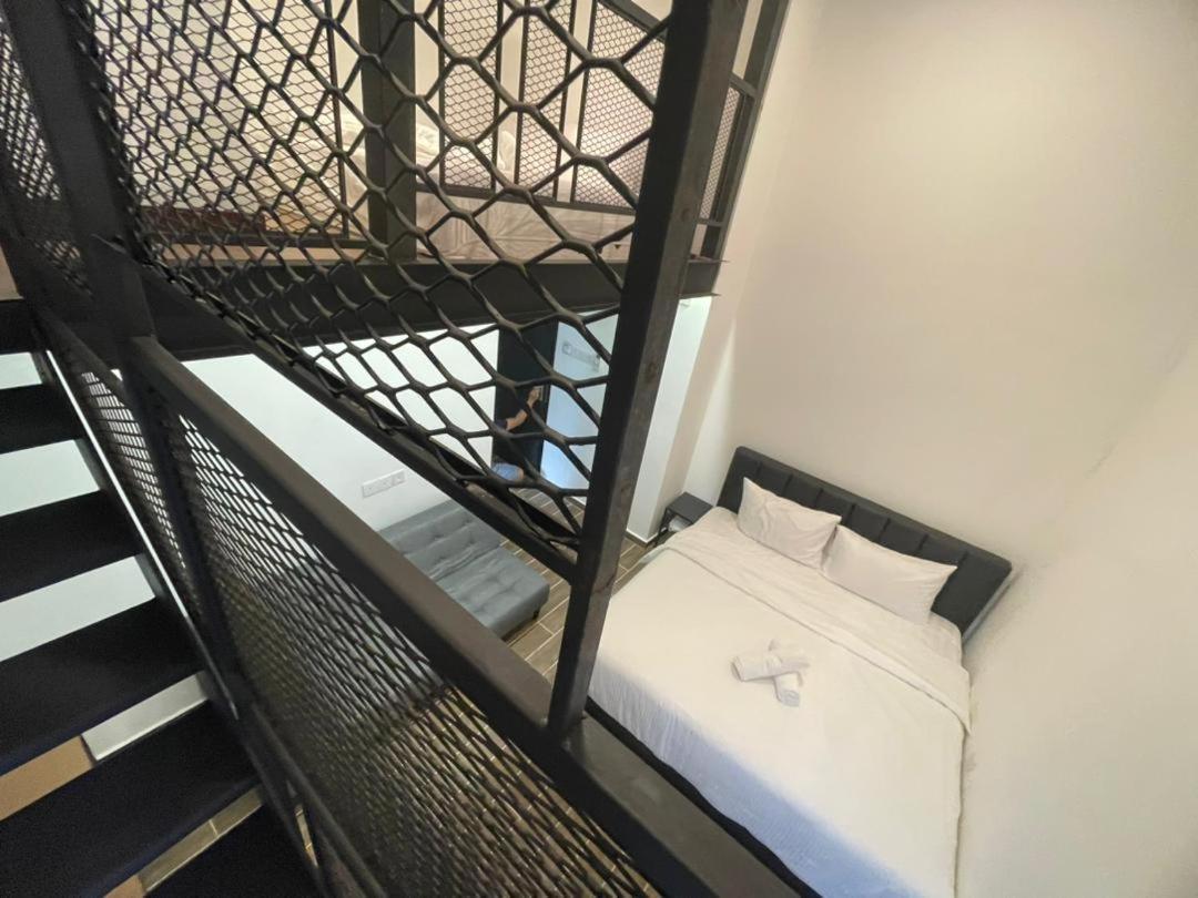 The Magazine Boutique 4* George Town